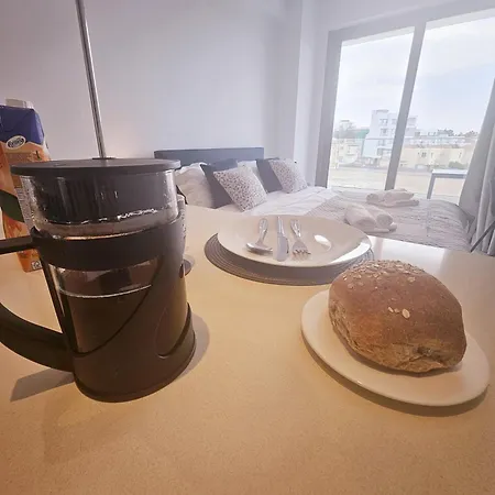 New, Modern Studio, Universal Residences * Paphos